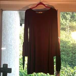 Cupio Maroon dress